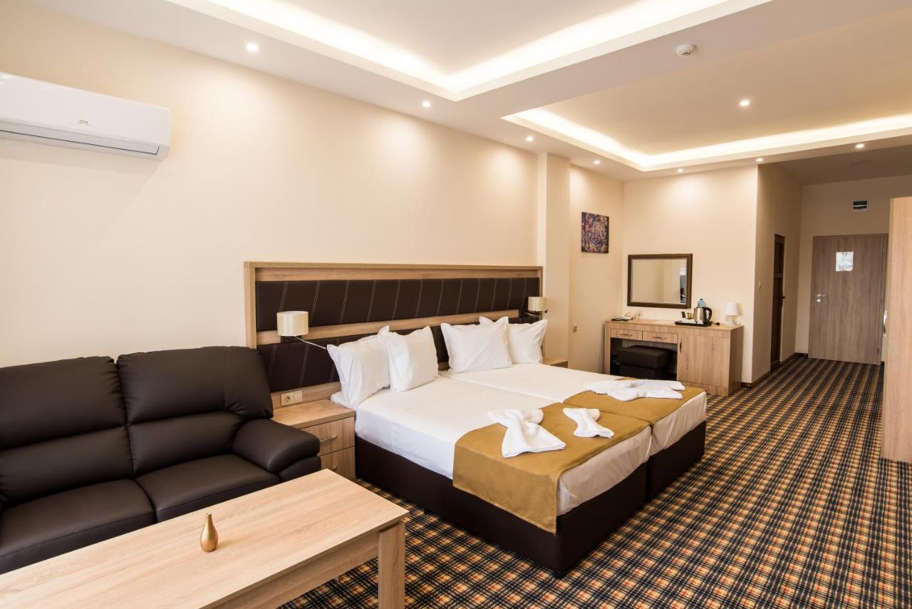 Spa Kompleks Raiski Kat ดิมิโตรฟกราด ภายนอก รูปภาพ